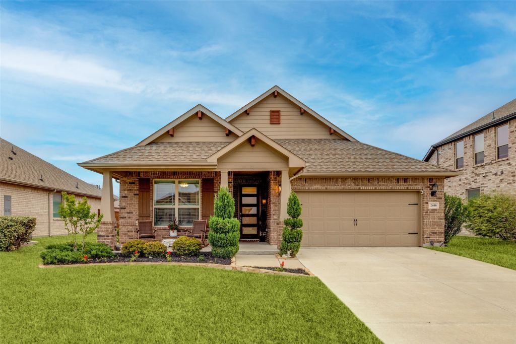 2800 Lakeside Drive