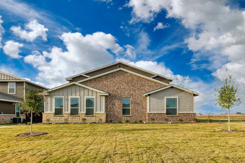 745 Harvest Moon Drive, Venus, TX 76084 — photo 1