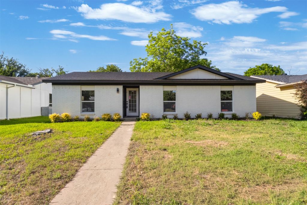 913 Roaming Road Drive, Allen, TX 75002 — photo 1