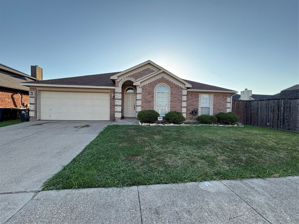 7000 Raven Meadow, Arlington, TX 76002 — photo 1
