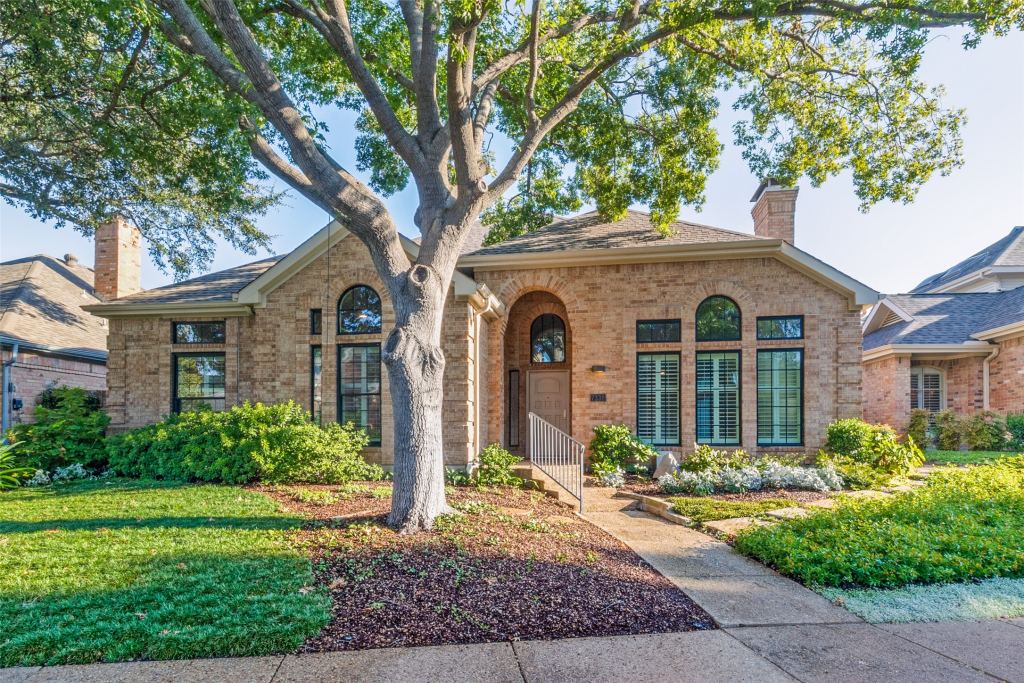 7338 Lane Park Drive