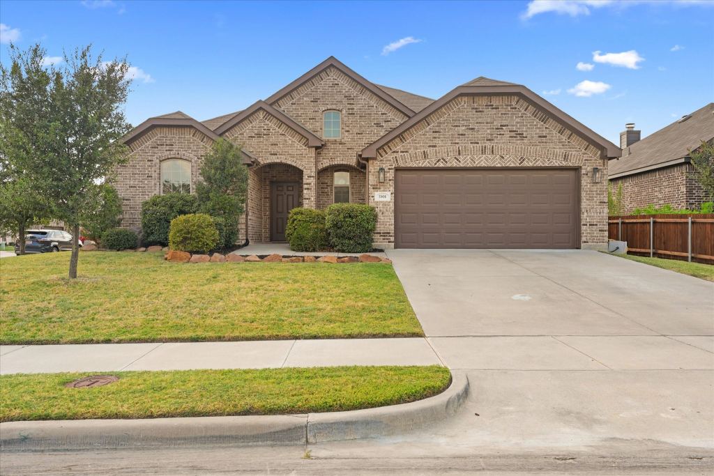 3501 Meadowtrail Lane