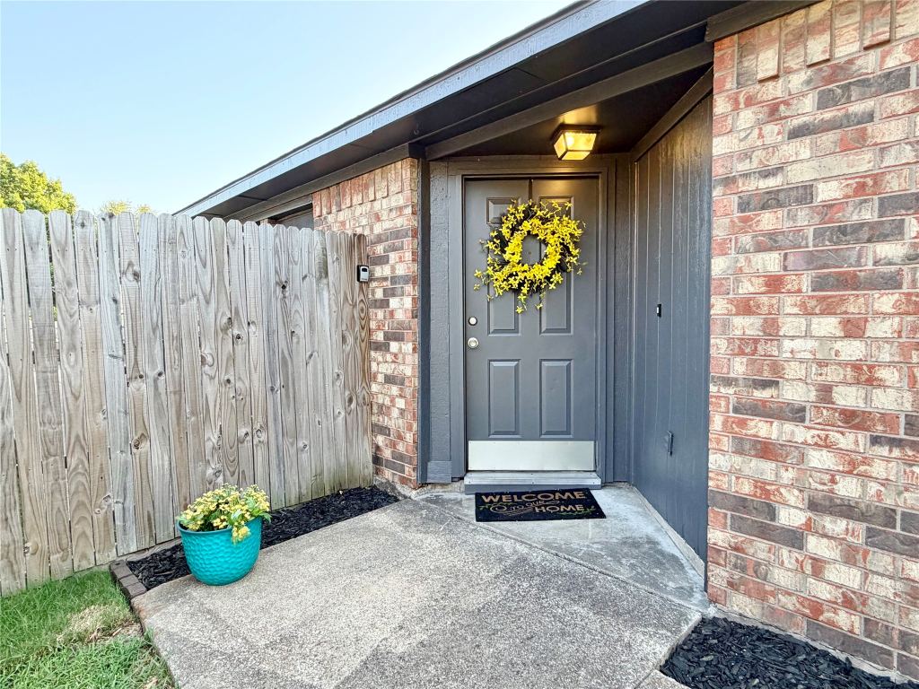 211 E Stone Circle, Wylie, TX 75098 — photo 1