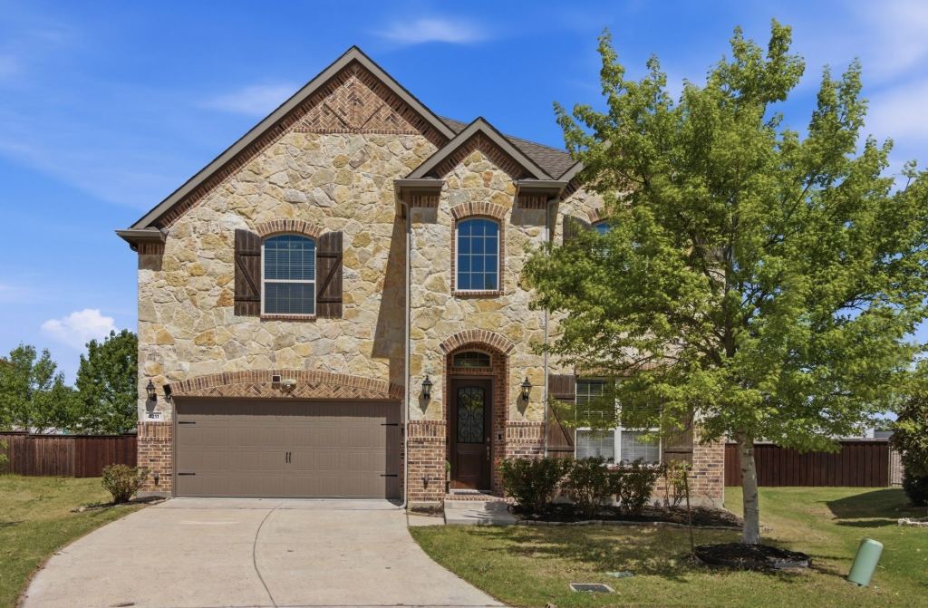 4211 Prado Court, Irving, TX 75063 — photo 1