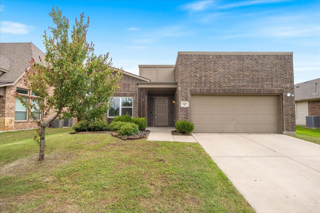 620 England Street, Fate, TX 75189 — photo 1