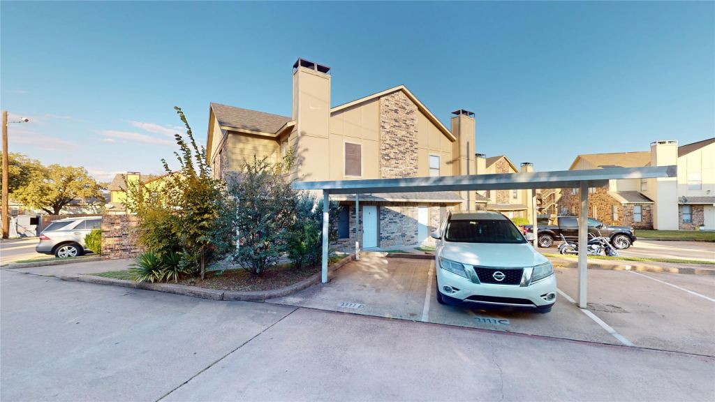 2117 W Walnut Street D, Garland, TX 75042 — photo 1
