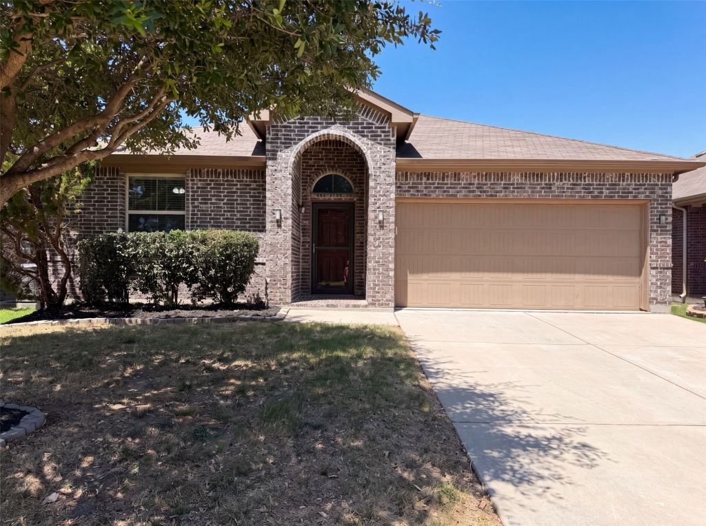 1108 Edgewater Drive, Azle, TX 76020 — photo 1