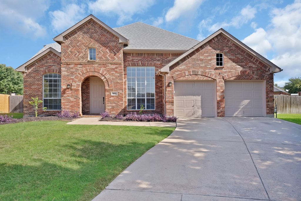 2621 Morgan Ann Avenue, Mansfield, TX 76063 — photo 1