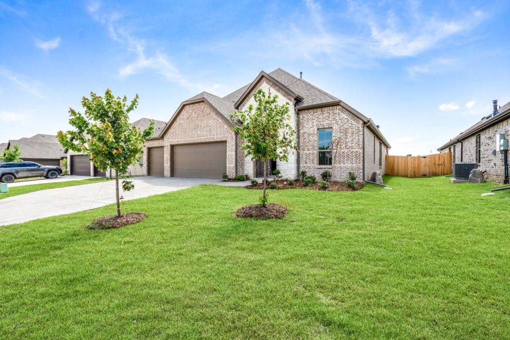 510 Cristo Range Drive, Greenville, TX 75402 — photo 1