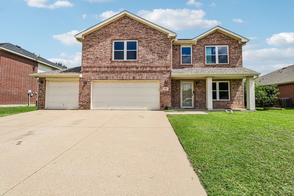 704 Partridge Drive, Saginaw, TX 76131 — photo 1