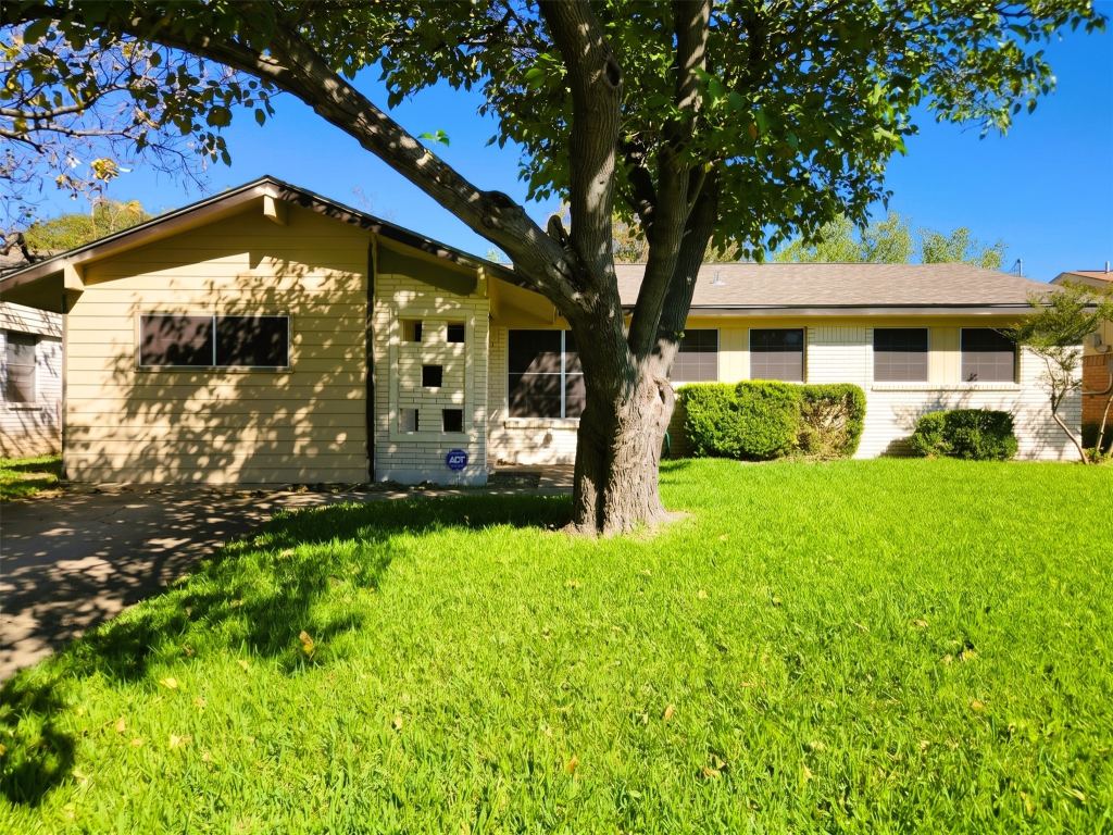727 Sara Drive, Mesquite, TX 75149 — photo 1