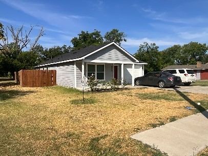 504 Thomas Street, Terrell, TX 75160 — photo 1