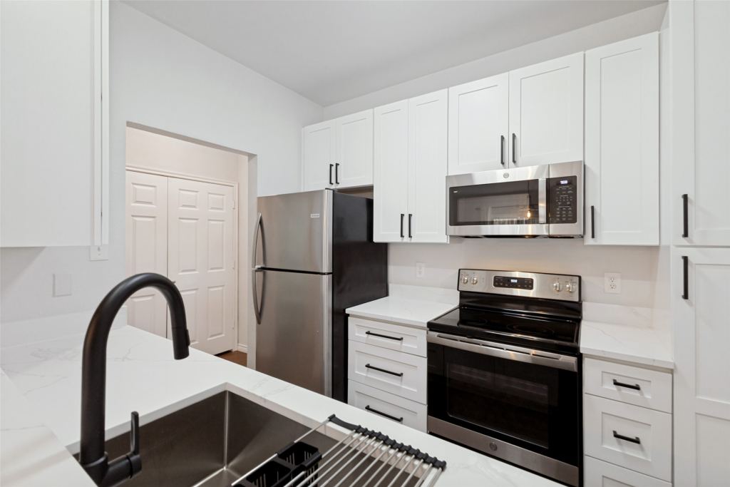 5701 Gaston Avenue 4, Dallas, TX 75214 — photo 1