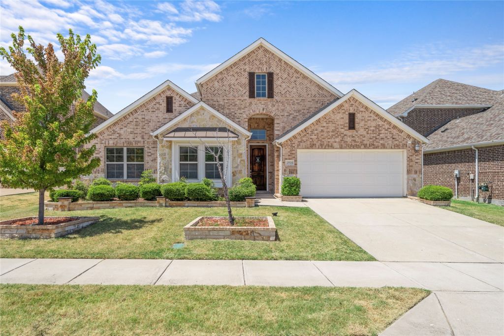 1916 Oakston Drive, Little Elm, TX 75033 — photo 1