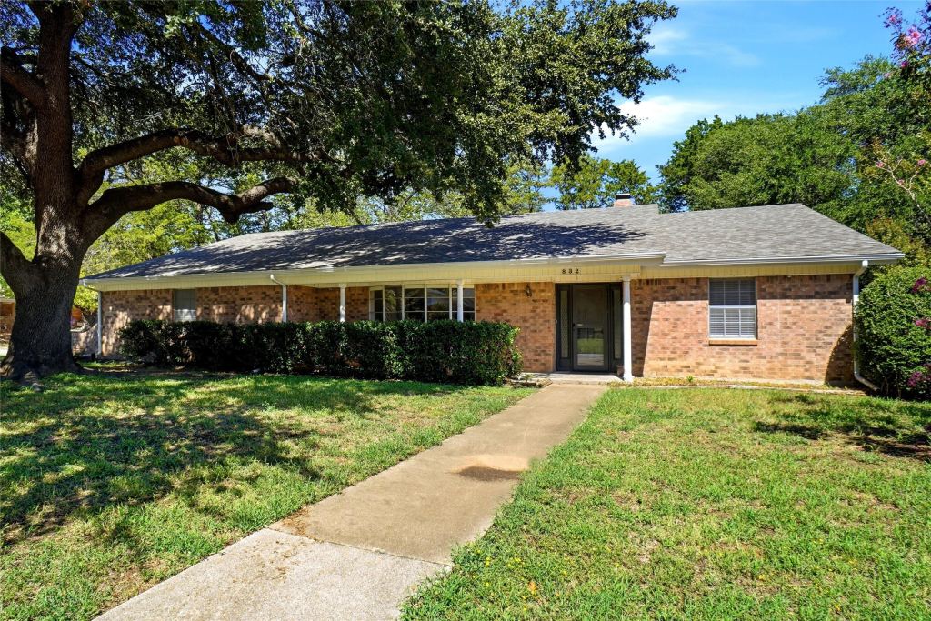 832 Overhill Drive, Hurst, TX 76053 — photo 1