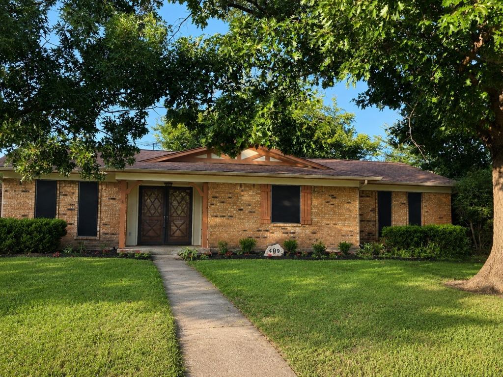 409 Colonial Drive, Garland, TX 75043 — photo 1