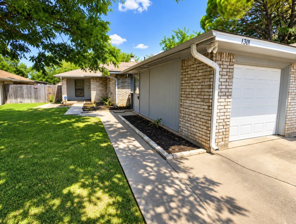 4209 Wingrove Drive, Arlington, TX 76015 — photo 1