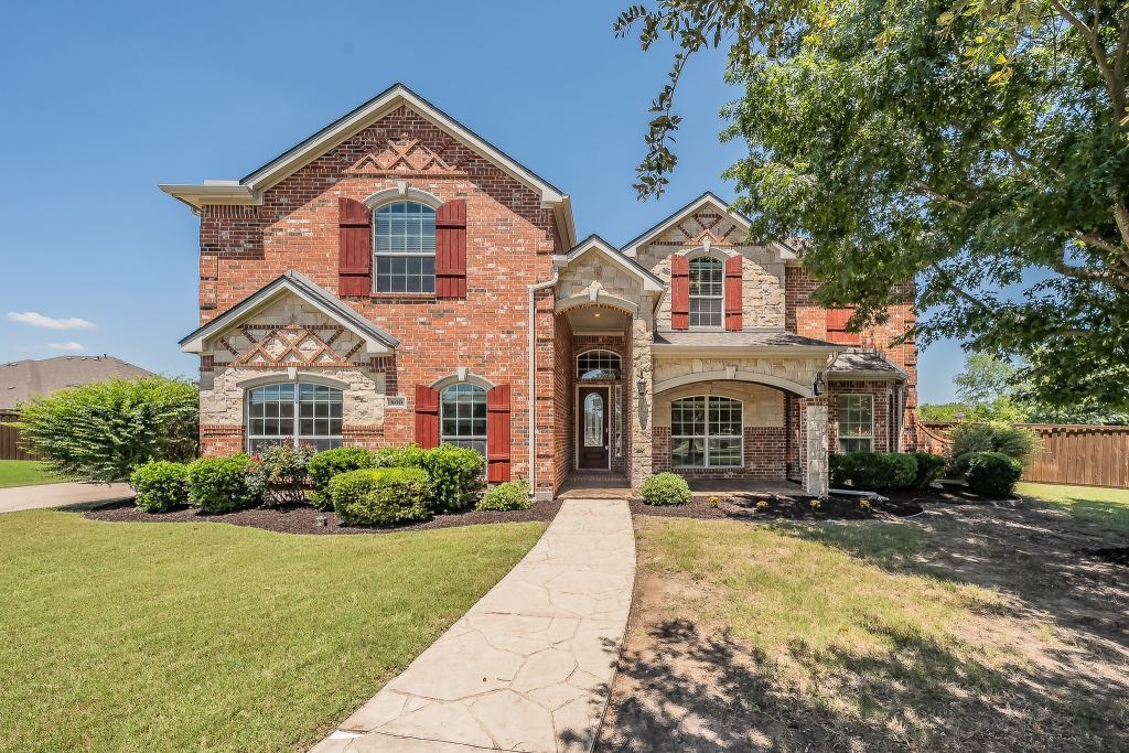 800 Oriole Drive, Forney, TX 75126 — photo 1