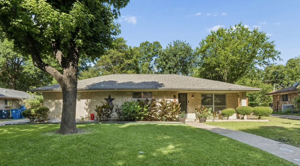 1047 Westlake Drive, DeSoto, TX 75115 — photo 1