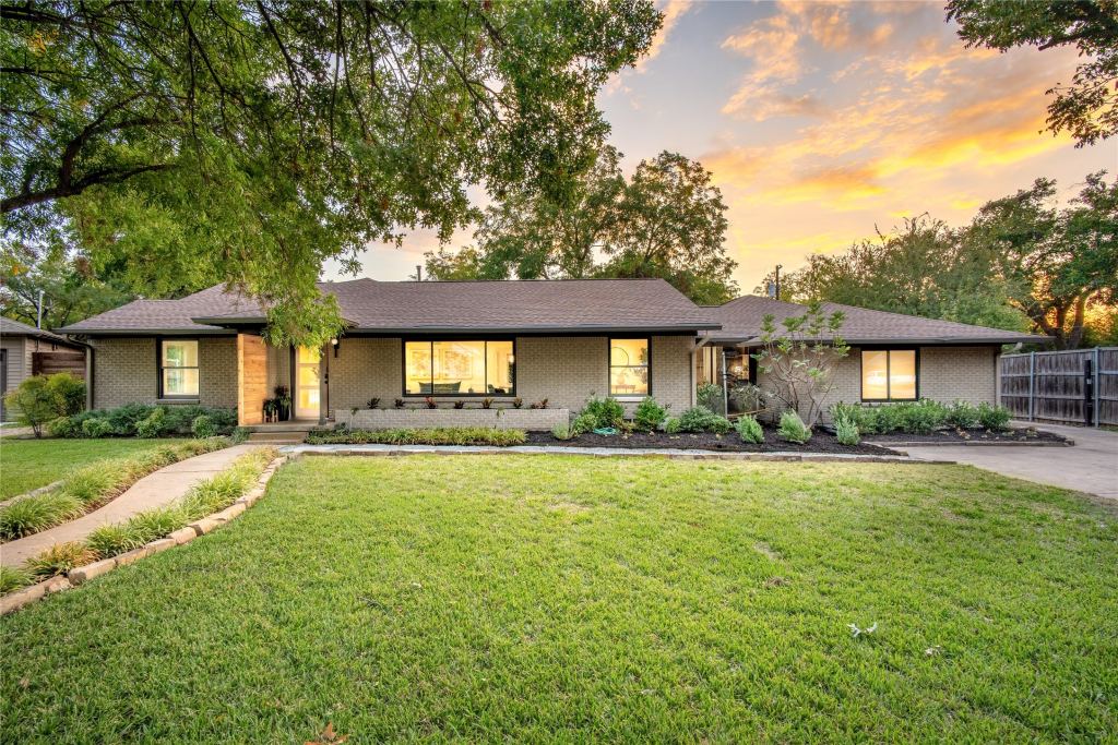 1131 Wicklow Drive