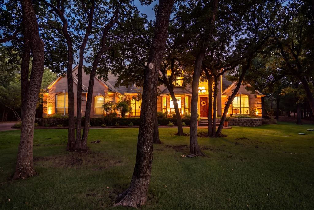 7409 Stallion Circle, Flower Mound, TX 75022 — photo 1