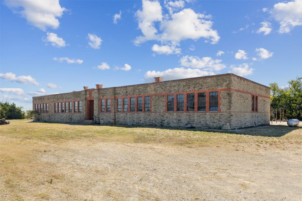 2591 Fm 1204, Decatur, TX 76234 — photo 1