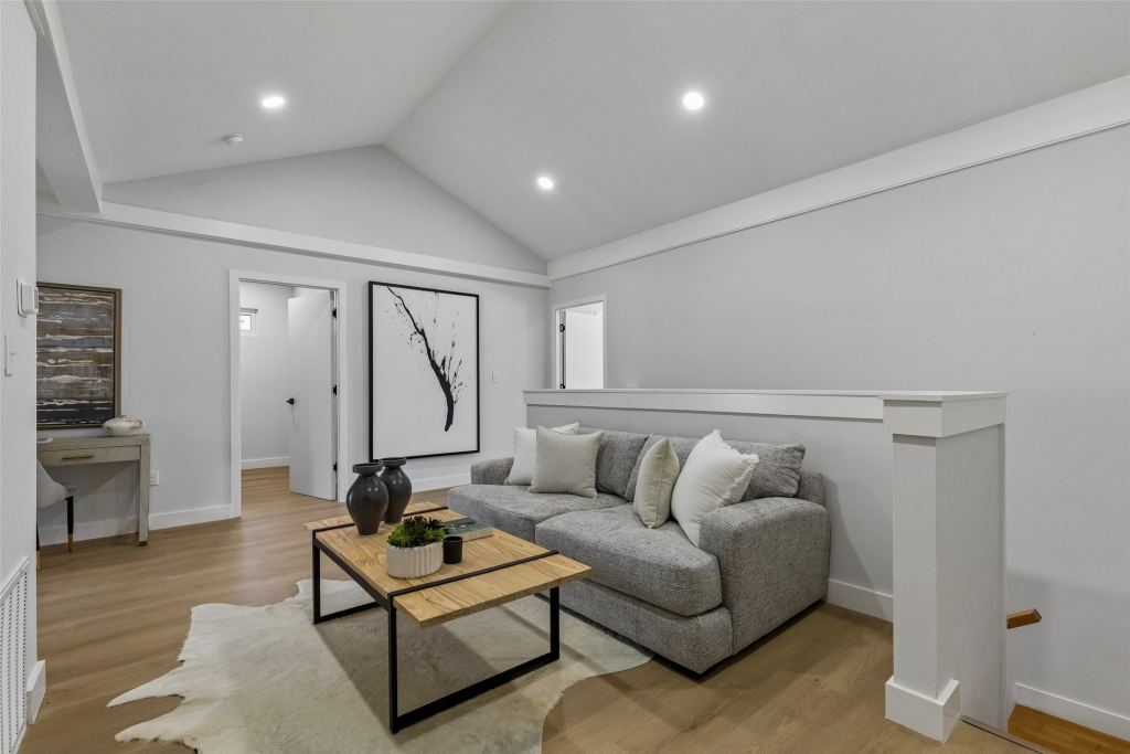 810 Premier Parkway, Grand Prairie, TX 75051 — photo 1