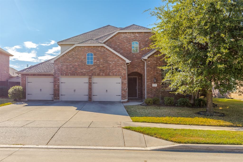 2620 Tradewinds Drive, Little Elm, TX 75068 — photo 1