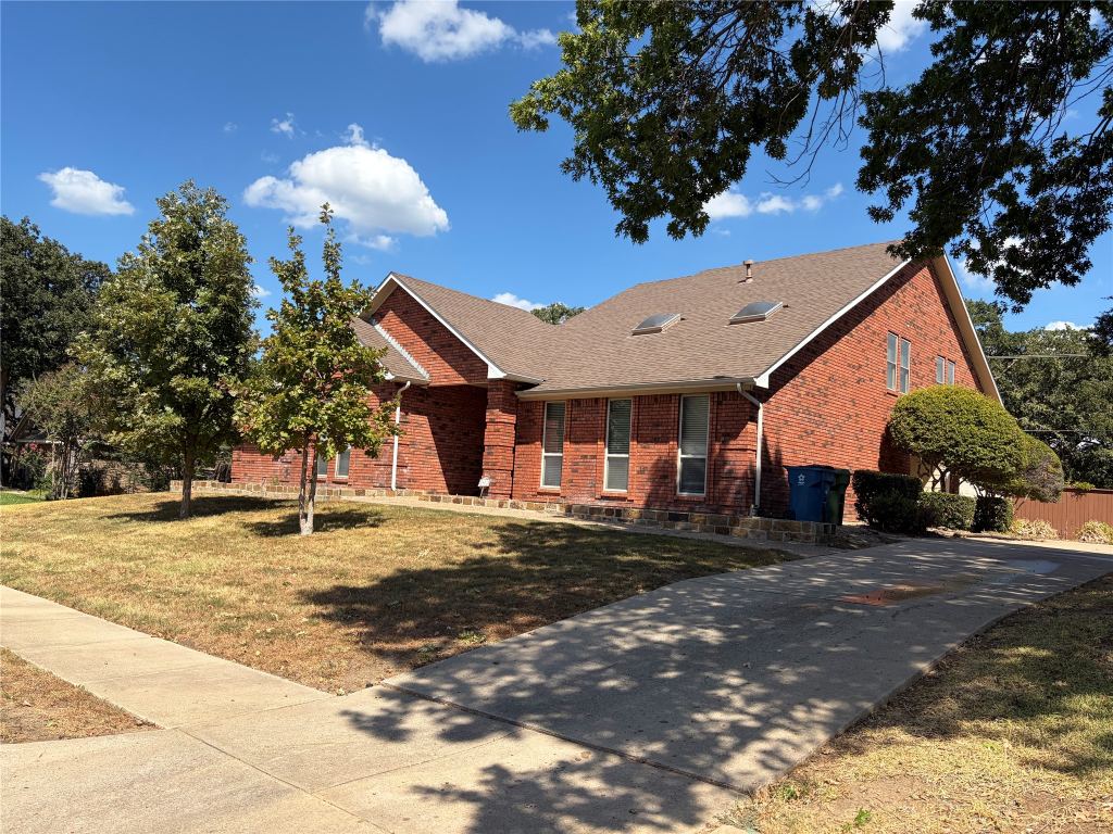 1911 Buffalo Bend Drive, Lewisville, TX 75067 — photo 1