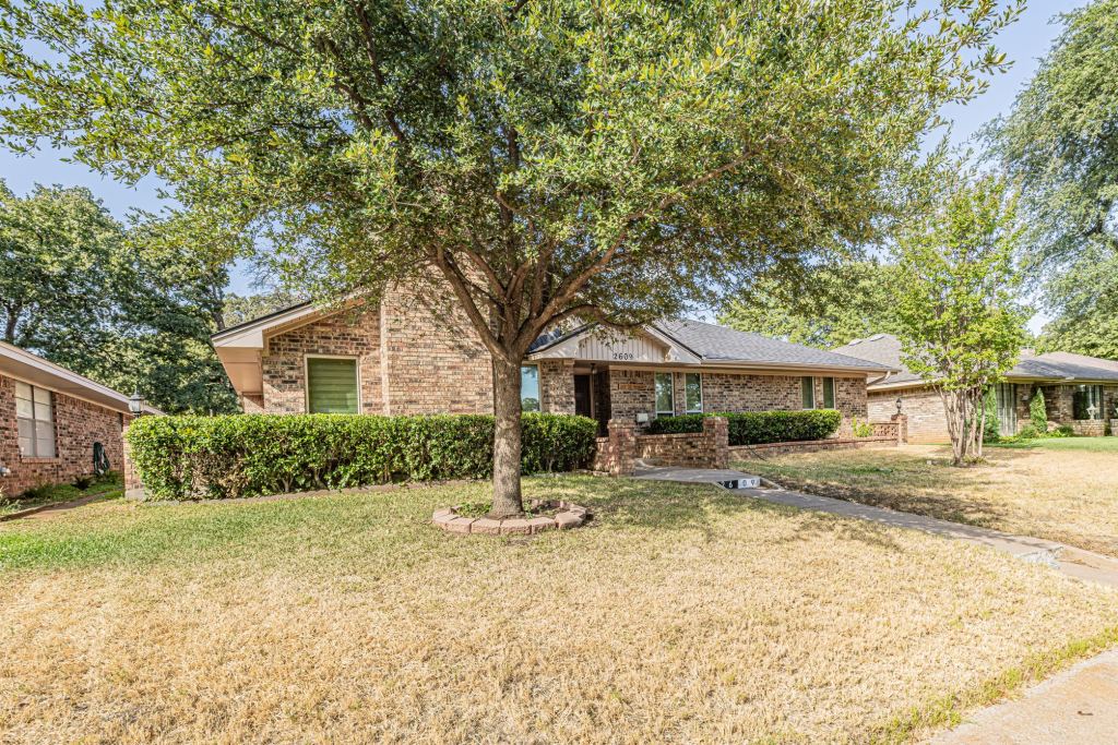 2609 Still Meadow Road, Irving, TX 75060 — photo 1