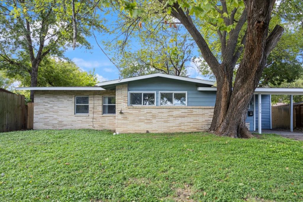 2116 Marilyn Lane