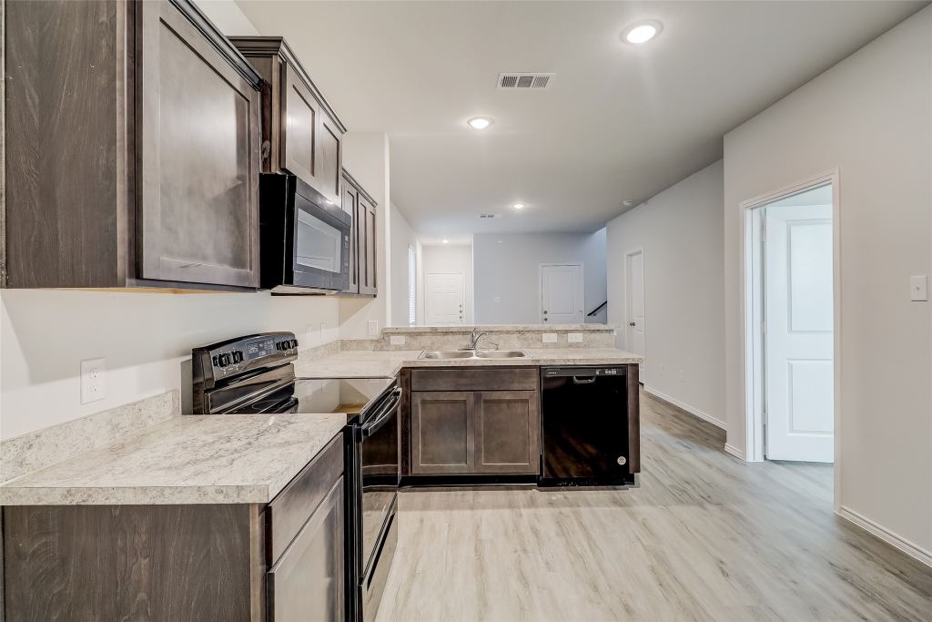 5528 Calm Waters Court, Fort Worth, TX 76119 — photo 1