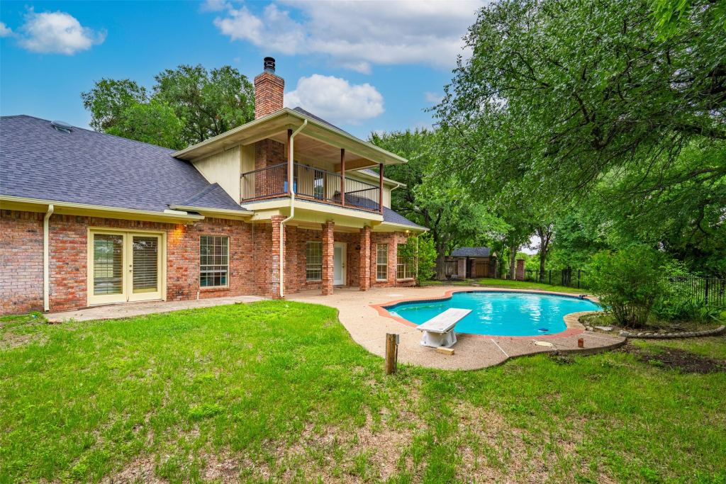 137 Lakeview Drive, Aledo, TX 76008 — photo 1