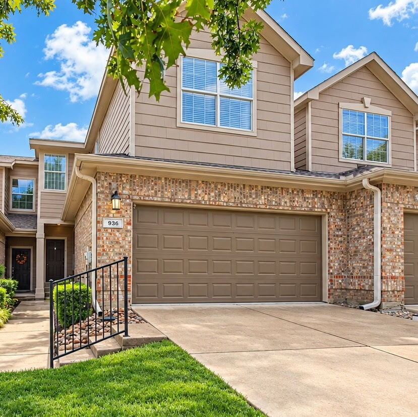936 Cypress Creek Drive, Plano, TX 75025 — photo 1