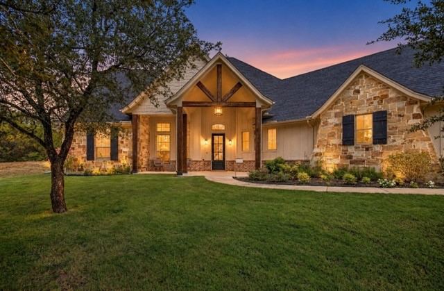 605 Embers Lane, Weatherford, TX 76085 — photo 1