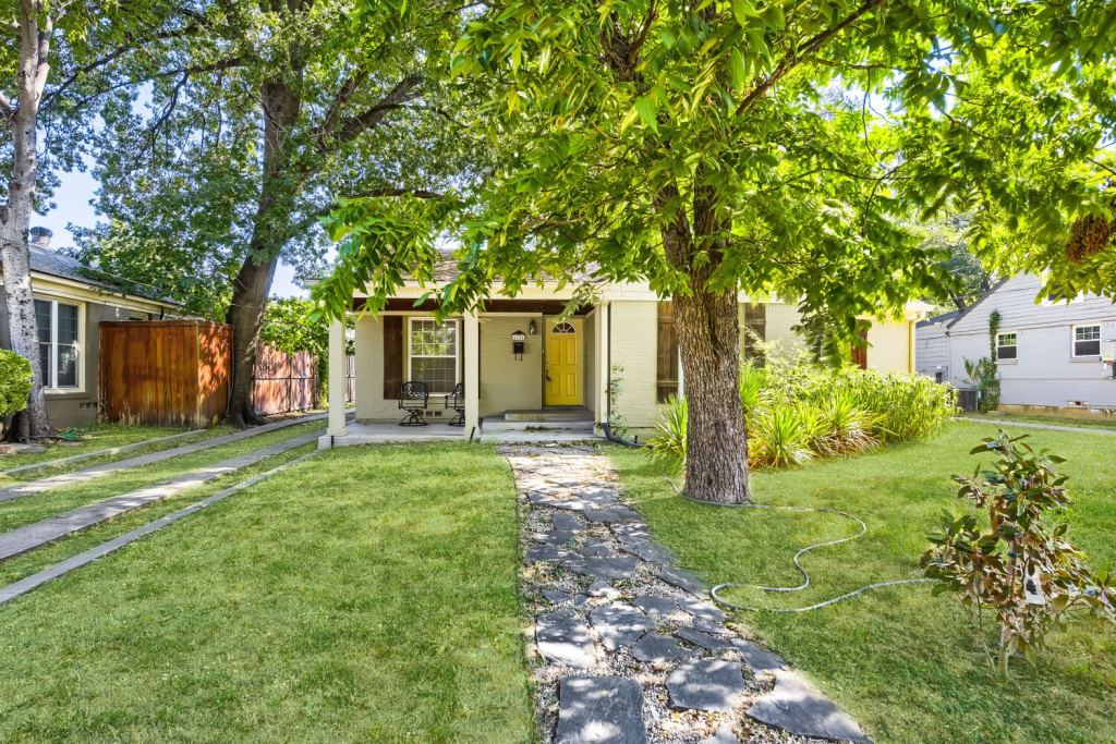 5108 Parkland Avenue, Dallas, TX 75235 — photo 1
