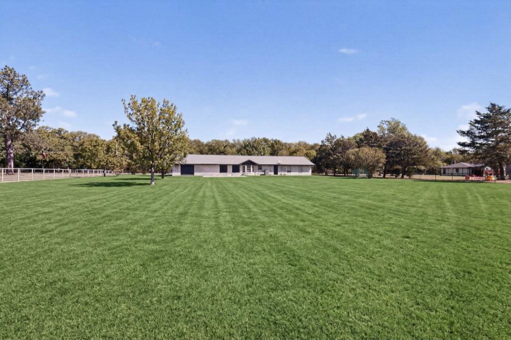 529 Morris Lane, Greenville, TX 75402 — photo 1