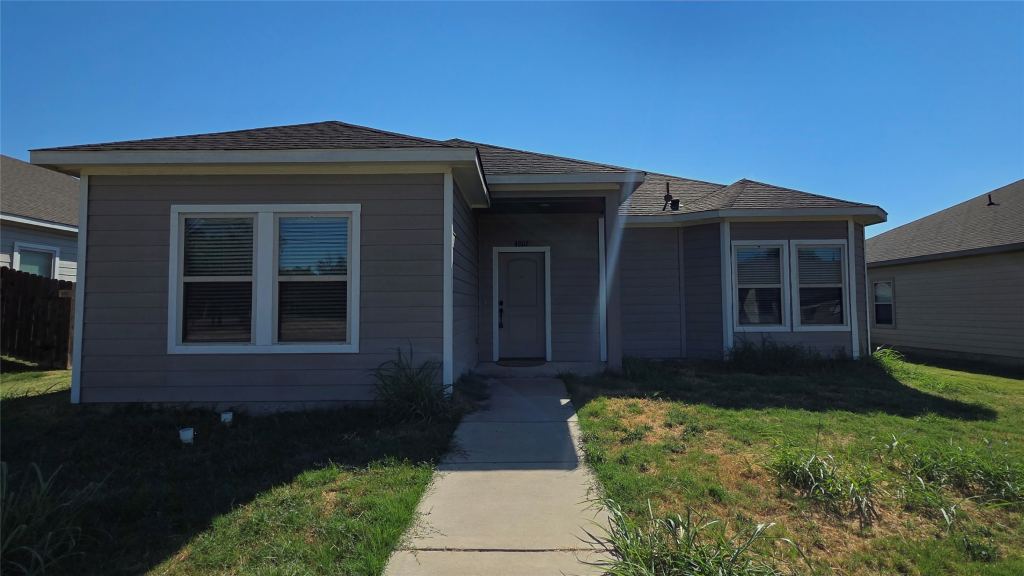 4007 Wellington Street, Greenville, TX 75401 — photo 1