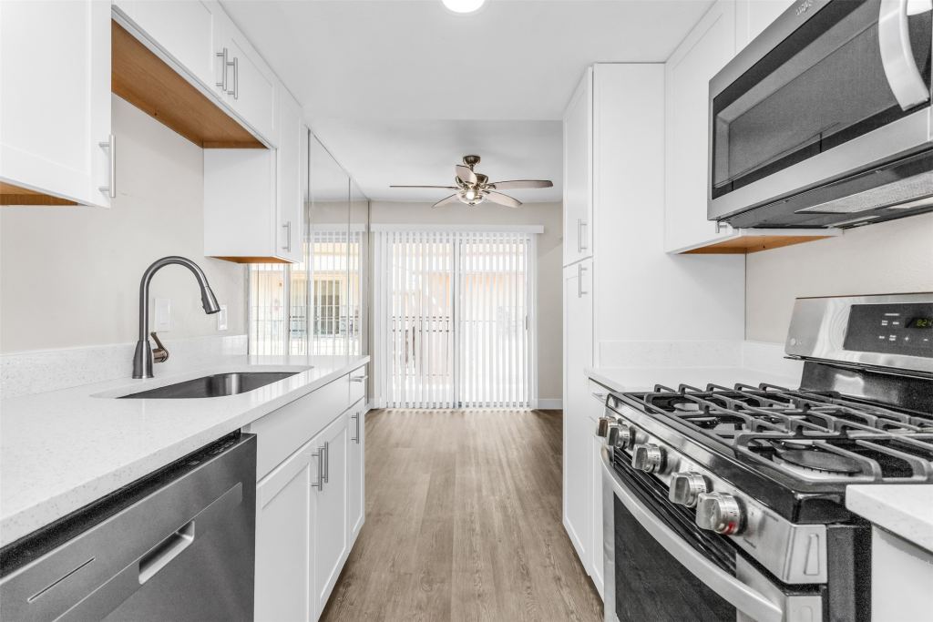 15919 Stillwood Street 2088, Dallas, TX 75248 — photo 1