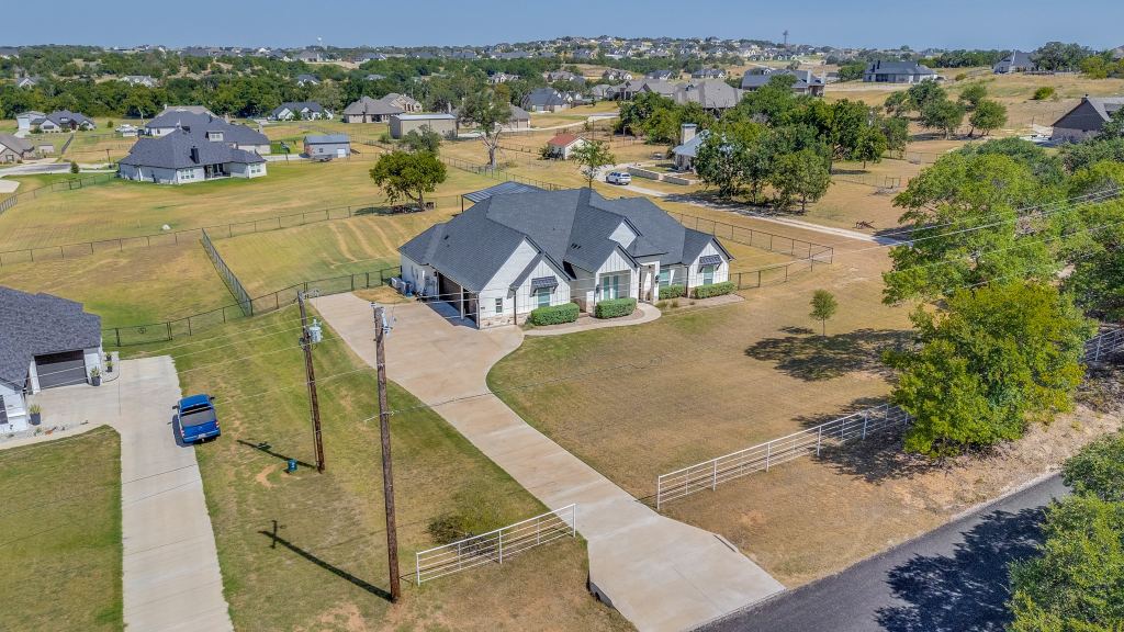 650 Finney Drive, Weatherford, TX 76085 — photo 1