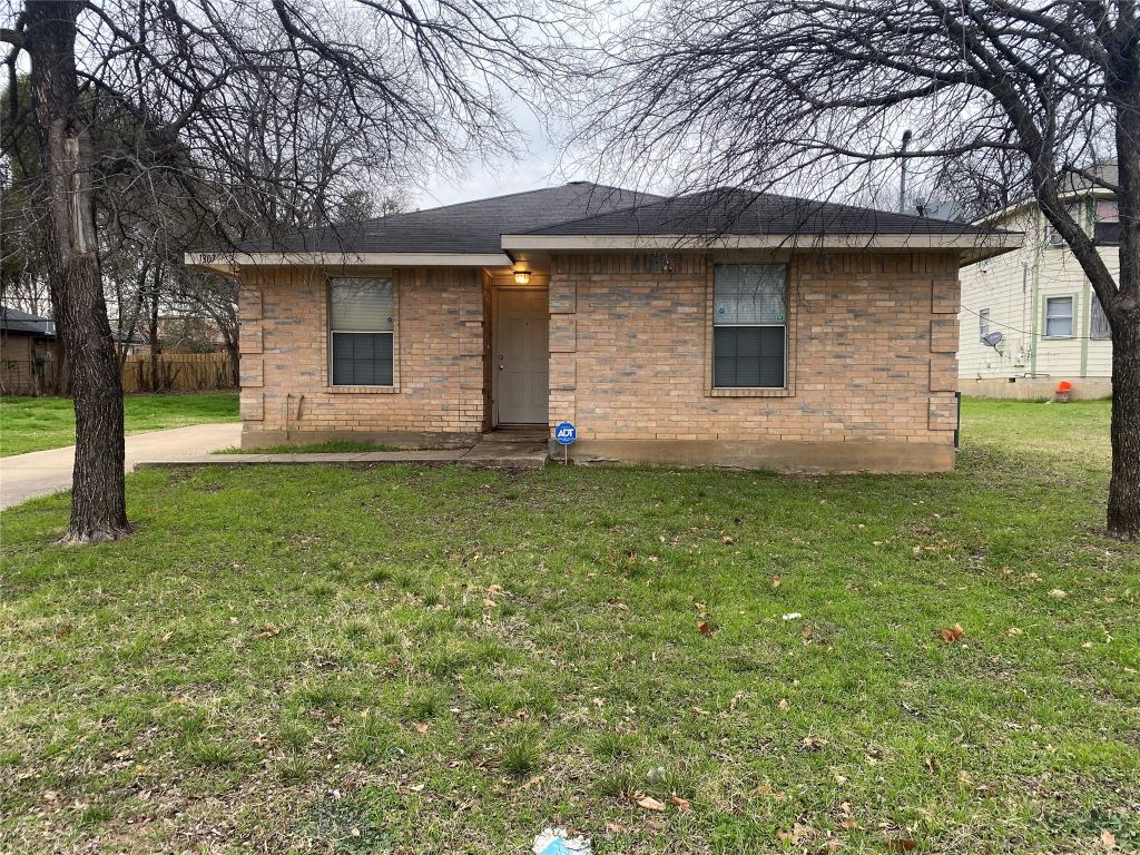 1307 Hortense Avenue, Dallas, TX 75216 — photo 1