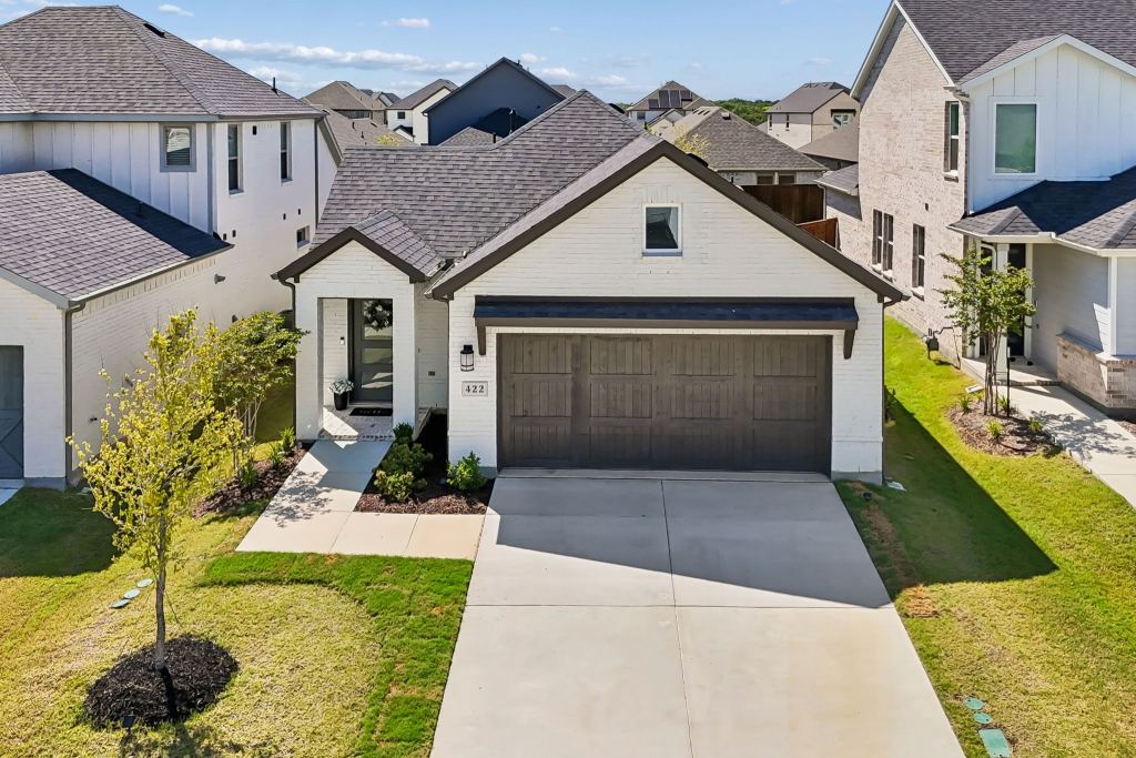 422 Holly Road, Little Elm, TX 75068 — photo 1