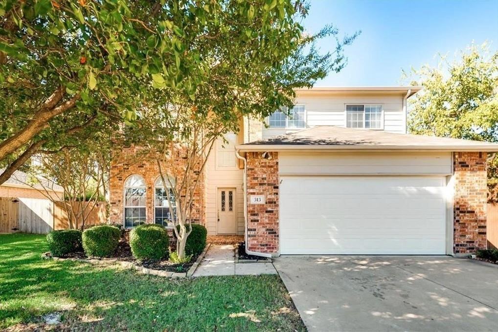313 Londonderry Lane, Mansfield, TX 76063 — photo 1