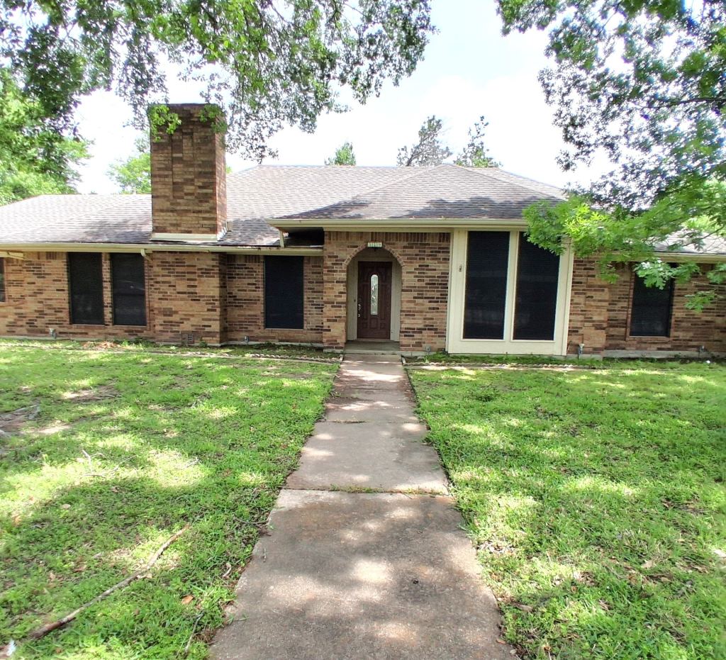 319 Jamie Way, Greenville, TX 75402 — photo 1