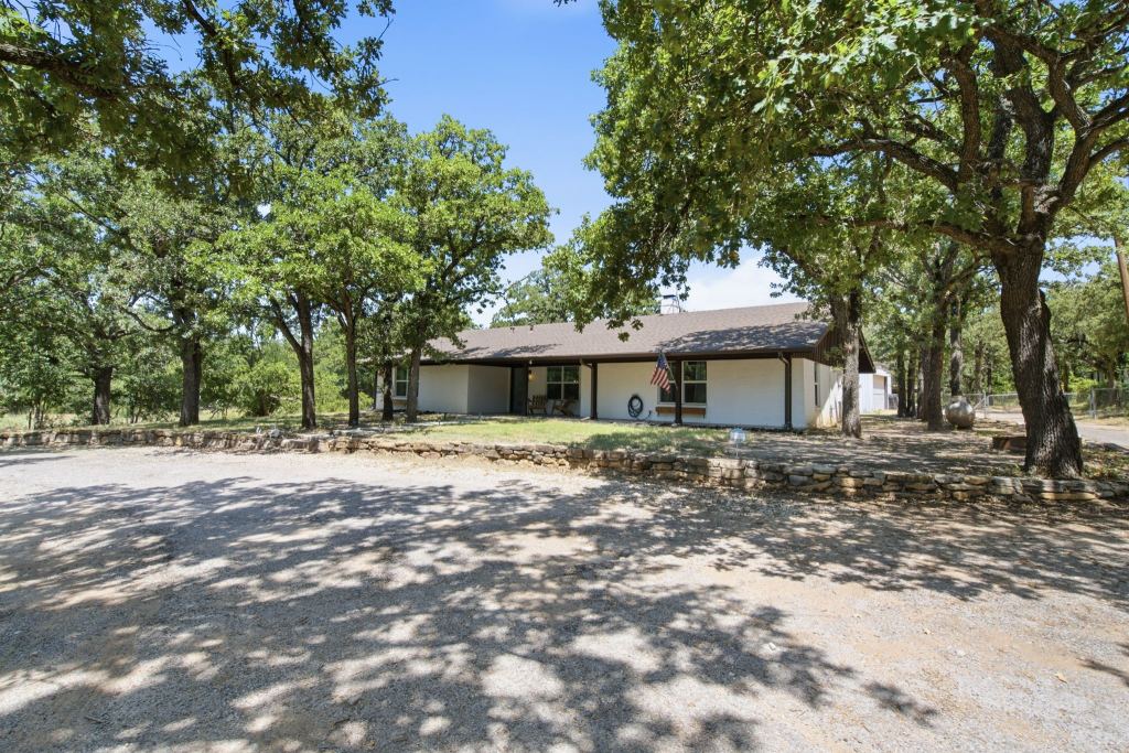 924 Fm 1708, Weatherford, TX 76087 — photo 1