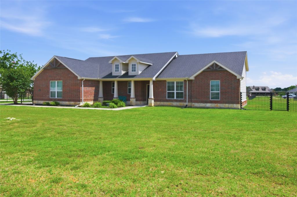 6343 Rustic Edge Street, Godley, TX 76044 — photo 1
