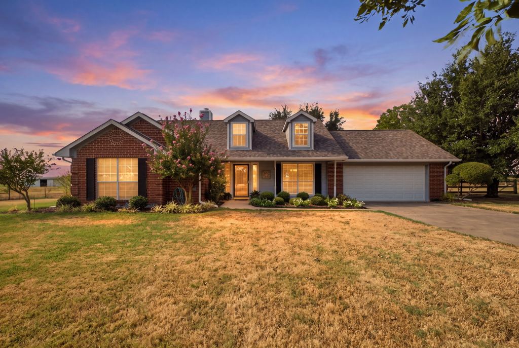 11454 Foutch Road, Pilot Point, TX 76258 — photo 1