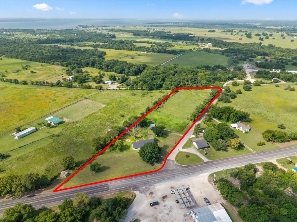 101 SE County Road 2240, Corsicana, TX 75109 — photo 1
