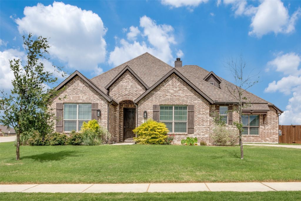 12701 Whispering Wind Drive, Godley, TX 76044 — photo 1