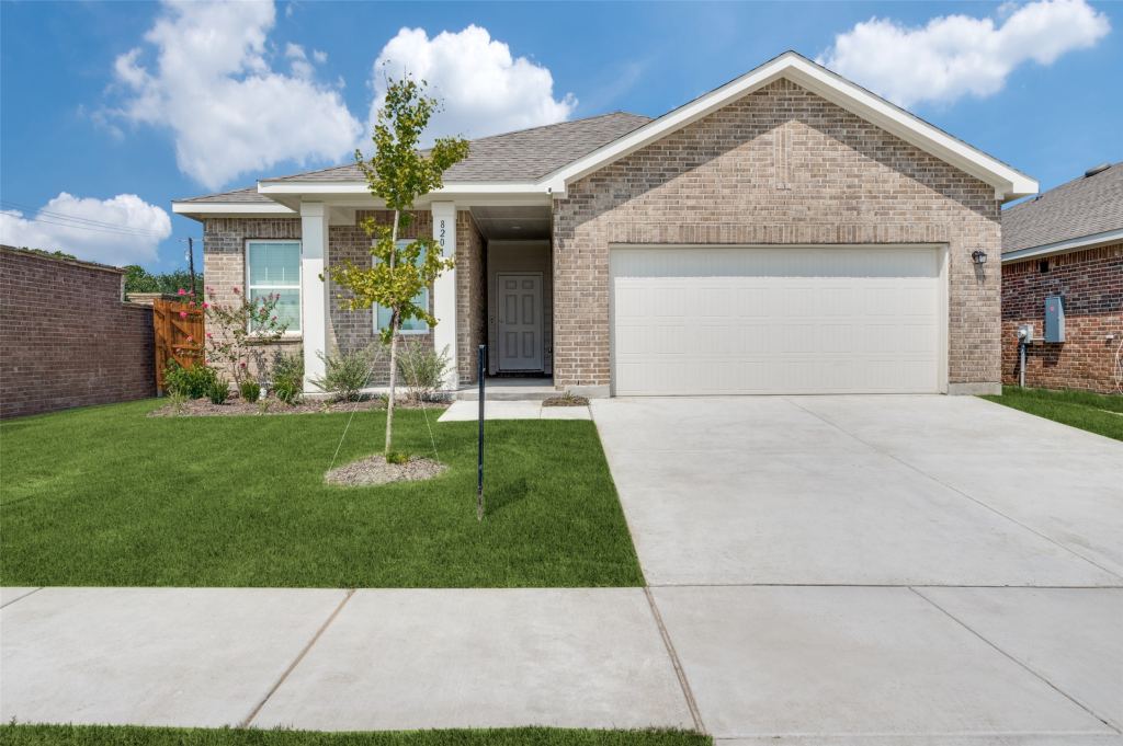 8201 Bufflehead Drive, Fort Worth, TX 76179 — photo 1